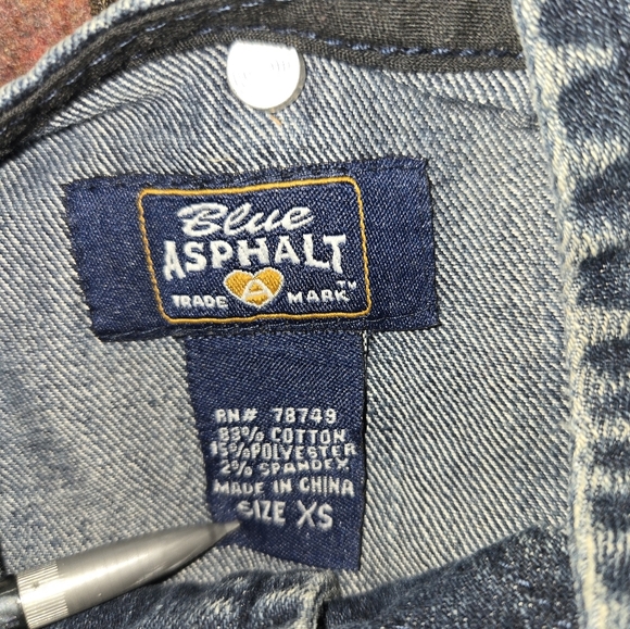 Blue Asphalt Denim Crop Shirt From Wet Seal Jr Size XS - Picture 3 of 7